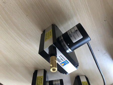 電子尺使用時(shí)常見跳動(dòng)的原因是什么?